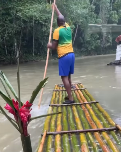 Bamboo rafting in Jamaica video one
